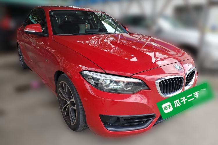 Used BMW 2 Series 2018 220i Sport Design Package Front Right 45 Deg