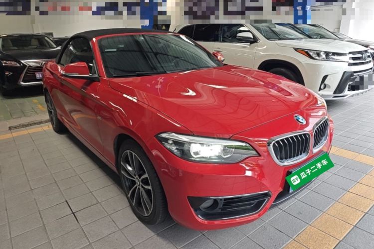 Used BMW 2 Series 2018 220i Convertible Coupe Sports Design Package Front Right 45 Deg
