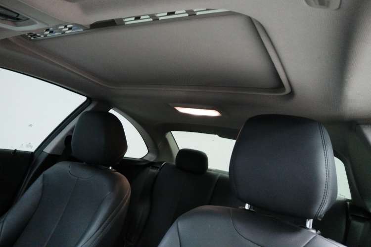 Used BMW 2 Series 2018 220i Sport Design Package Headliner