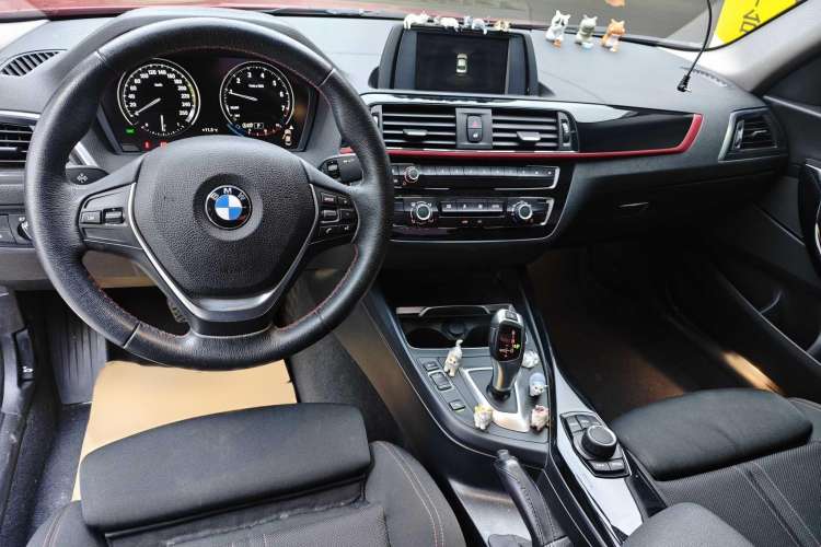 Used BMW 2 Series 2018 220i Sport Design Package Interior 1