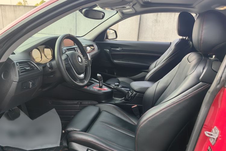 Used BMW 2 Series 2018 220i Sport Design Package Interior 4