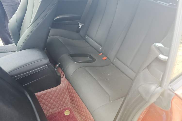 Used BMW 2 Series 2018 220i Convertible Coupe Sports Design Package Left Rear Seat