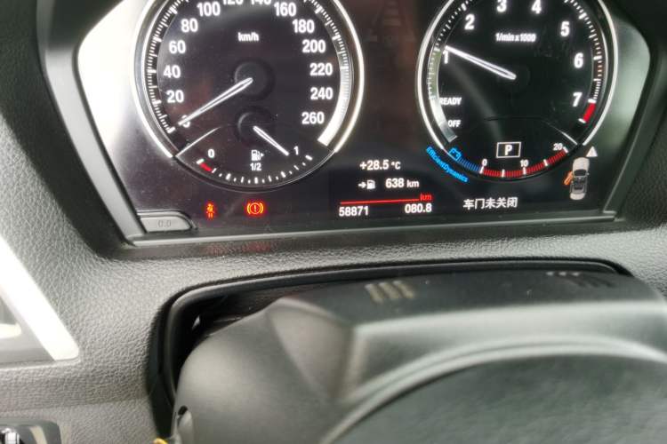 Used BMW 2 Series 2018 220i Convertible Coupe Sports Design Package Odometer Close Up