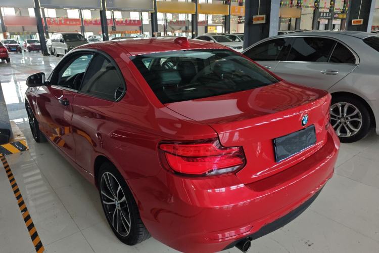 Used BMW 2 Series 2018 220i Sport Design Package Rear Left 45 Deg