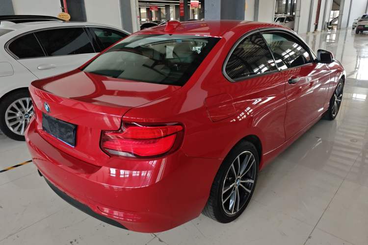 Used BMW 2 Series 2018 220i Sport Design Package Rear Right 45 Deg