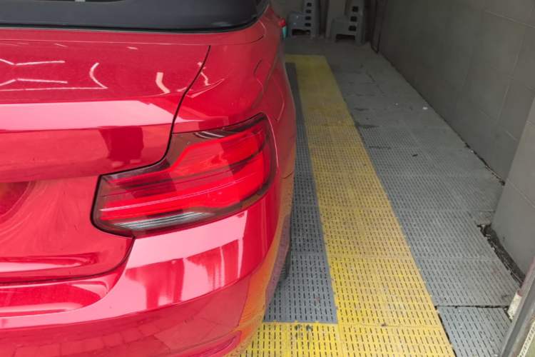 Used BMW 2 Series 2018 220i Convertible Coupe Sports Design Package Right Rear Taillight