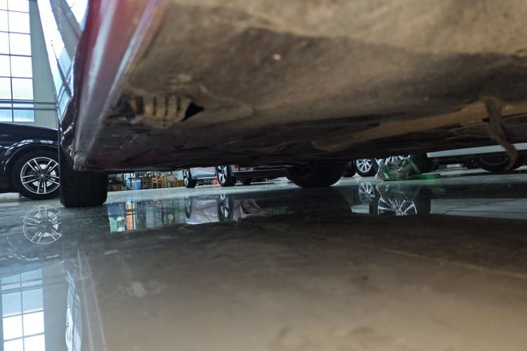 Used BMW 2 Series 2018 220i Sport Design Package Right Side Sill