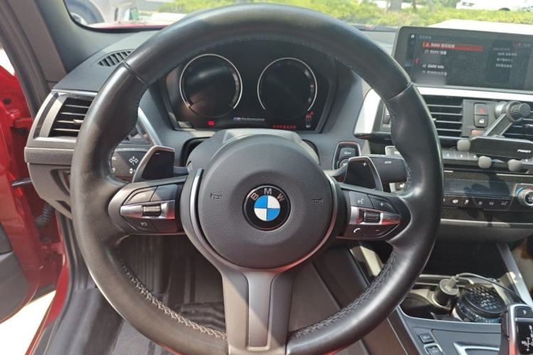Used BMW 2 Series 2018 225i Convertible Coupe Luxury Model M Sport Package Steering Wheel