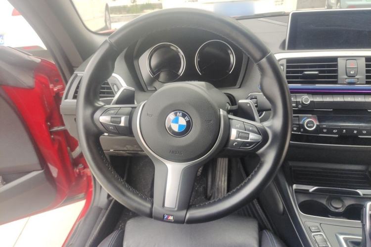 Used BMW 2 Series 2018 225i Convertible Coupe Luxury Model M Sport Package Steering Wheel