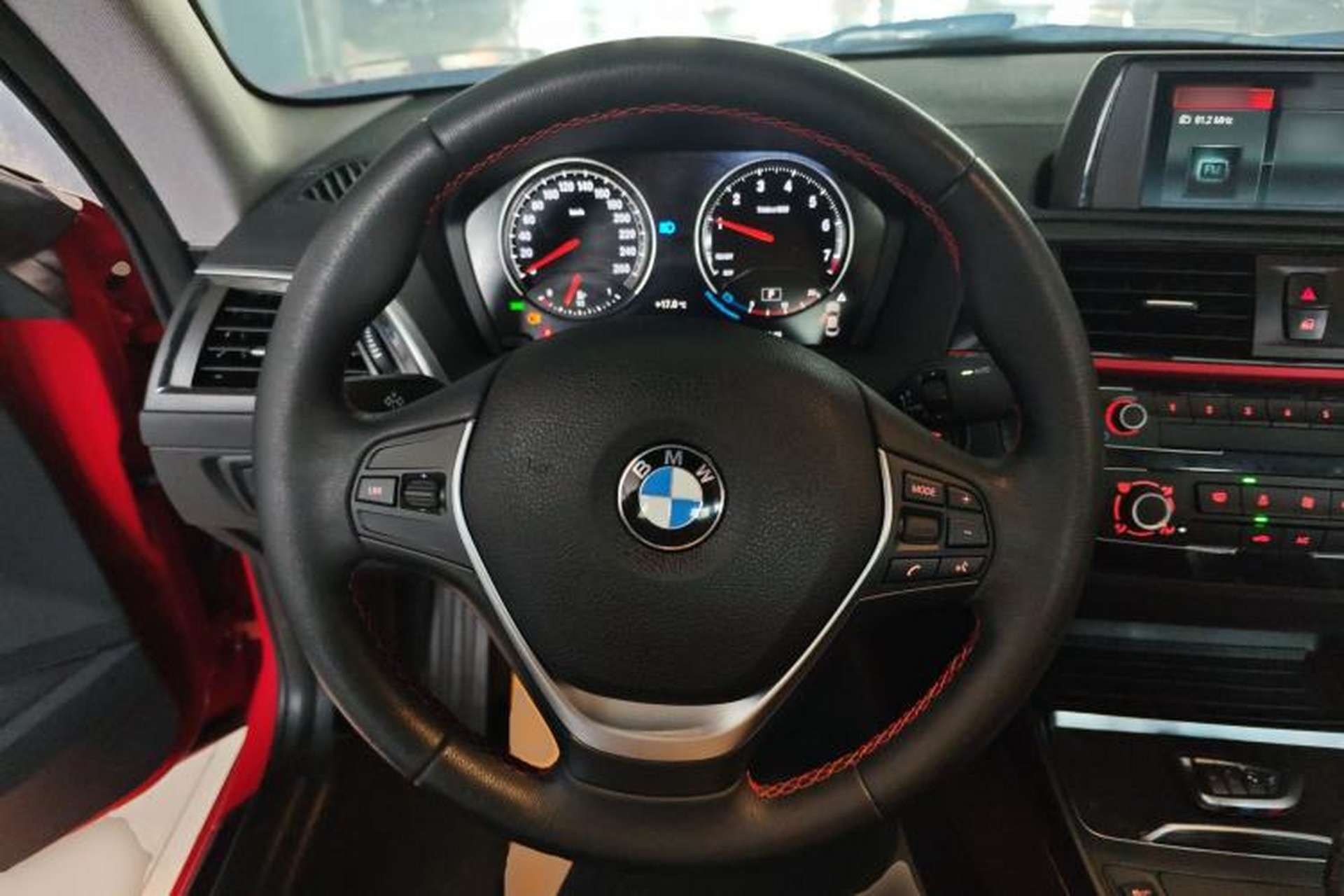 Used BMW 2 Series 2018 220i Sport Design Package Steering Wheel