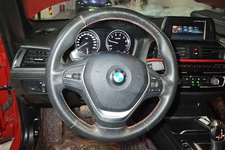 Used BMW 2 Series 2018 220i Convertible Coupe Sports Design Package Steering Wheel