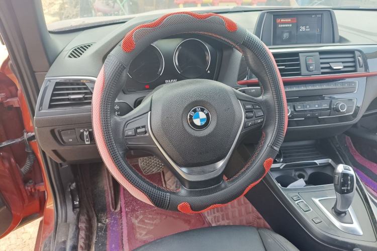 Used BMW 2 Series 2018 220i Convertible Coupe Sports Design Package Steering Wheel
