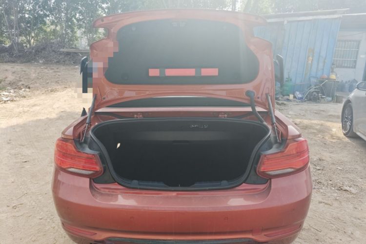 Used BMW 2 Series 2018 220i Convertible Coupe Sports Design Package Trunk