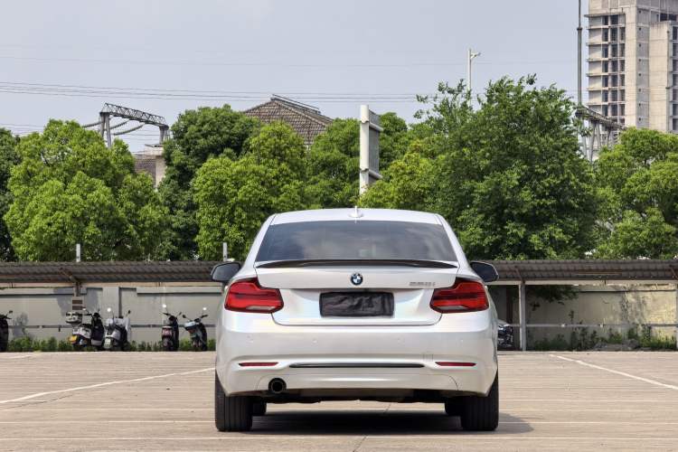 Used BMW 2 Series 2018 220i Sport Design Package Exterior 5