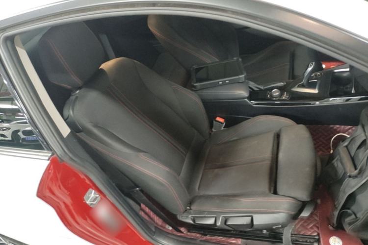 Used BMW 2 Series 2018 220i Sport Design Package Right Front Seat