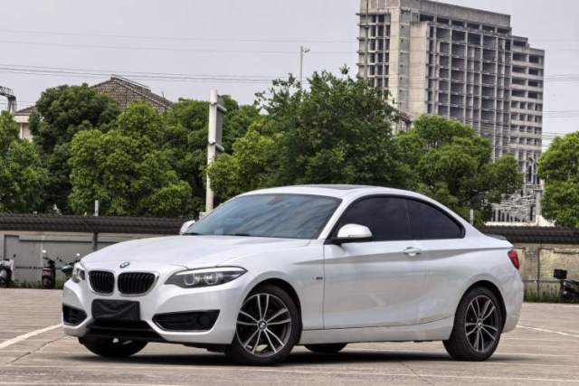 Used BMW 2 Series 2018 220i Sport Design Package