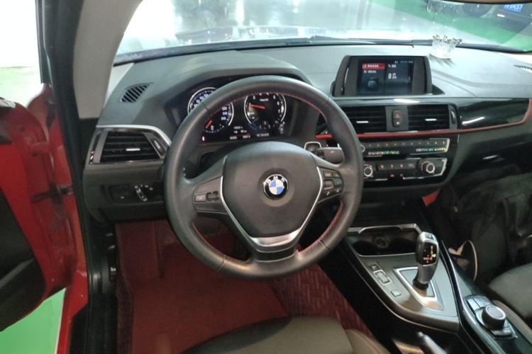 Used BMW 2 Series 2018 220i Sport Design Package Steering Wheel