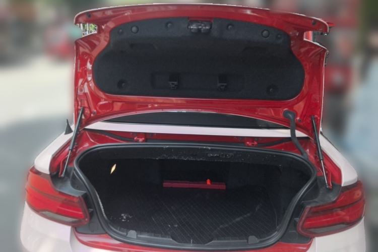 Used BMW 2 Series 2018 220i Convertible Coupe Sports Design Package Trunk
