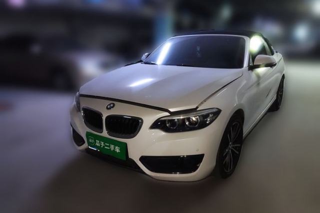 BMW 2 Series 2018 220i Convertible Coupe Sports Design Package usado
