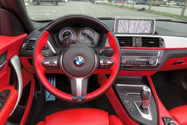 Used BMW 2 Series 2018 225i Convertible Coupe M Sport Edition Audio And AC Panel