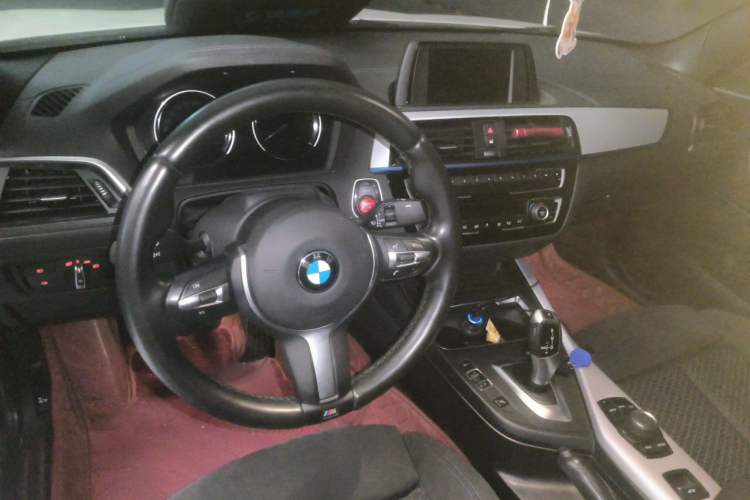 Used BMW 2 Series 2018 225i Convertible Coupe M Sport Edition Center Console