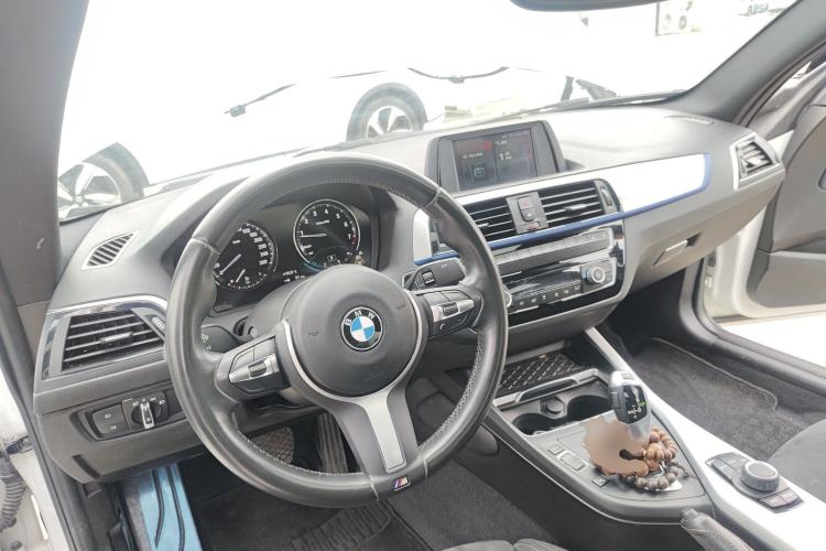 Used BMW 2 Series 2018 225i M Sport Center Console