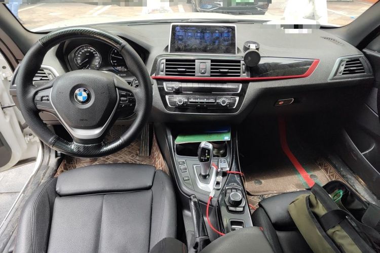 Used BMW 2 Series 2018 220i Convertible Coupe Sports Design Package Center Console
