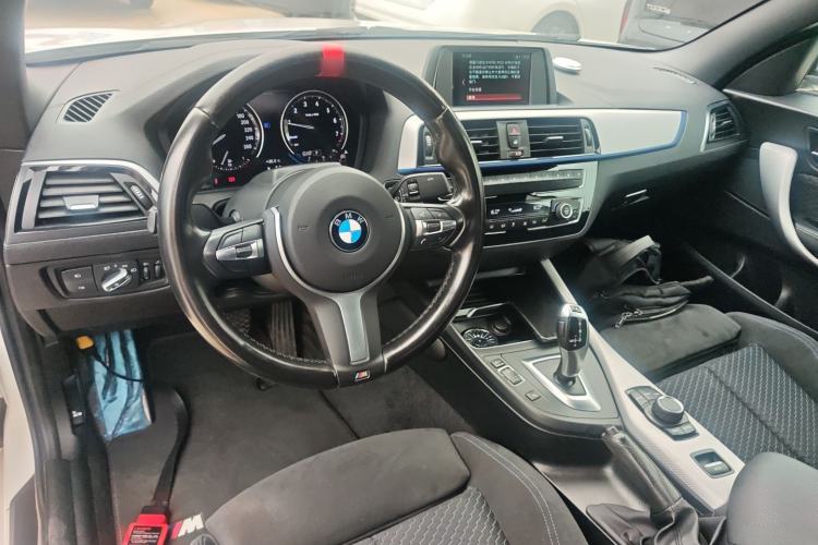 Used BMW 2 Series 2018 225i Convertible Coupe M Sport Edition Center Console