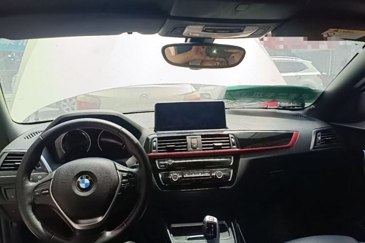 Used BMW 2 Series 2018 220i Convertible Coupe Sports Design Package Center Console