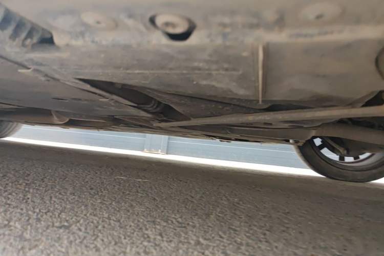 Used BMW 2 Series 2018 220i Sport Design Package Chassis Rear Left
