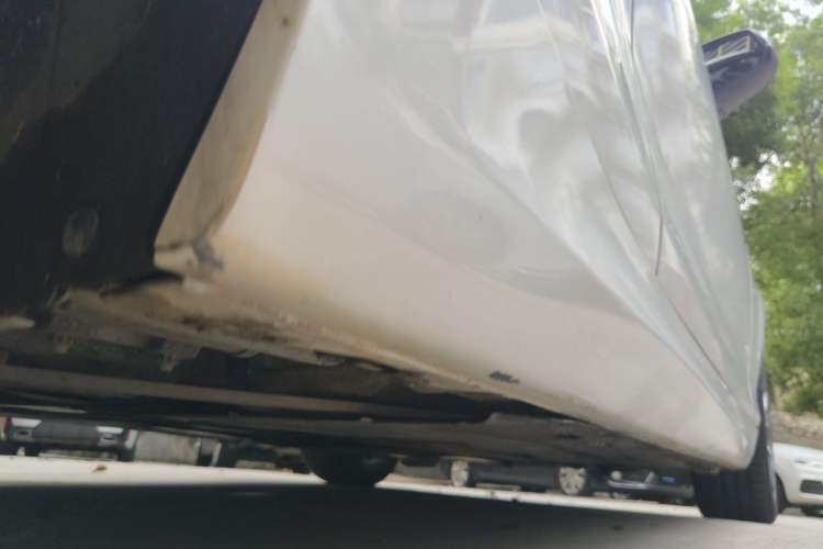 Used BMW 2 Series 2018 220i Convertible Coupe Sports Design Package Chassis Rear Right