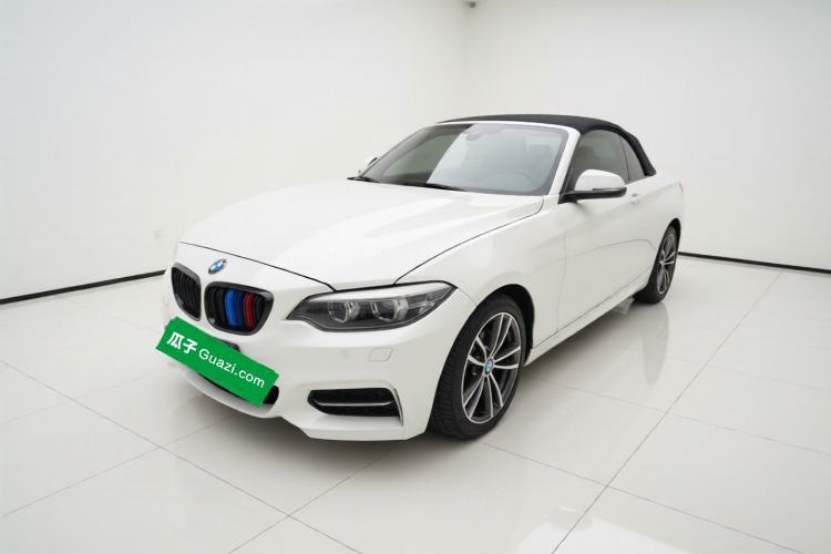 Used BMW 2 Series 2018 220i Convertible Coupe Sports Design Package Guazi used car, China used car export, Used car for sale, Used  cars, Cheapest cars for sale