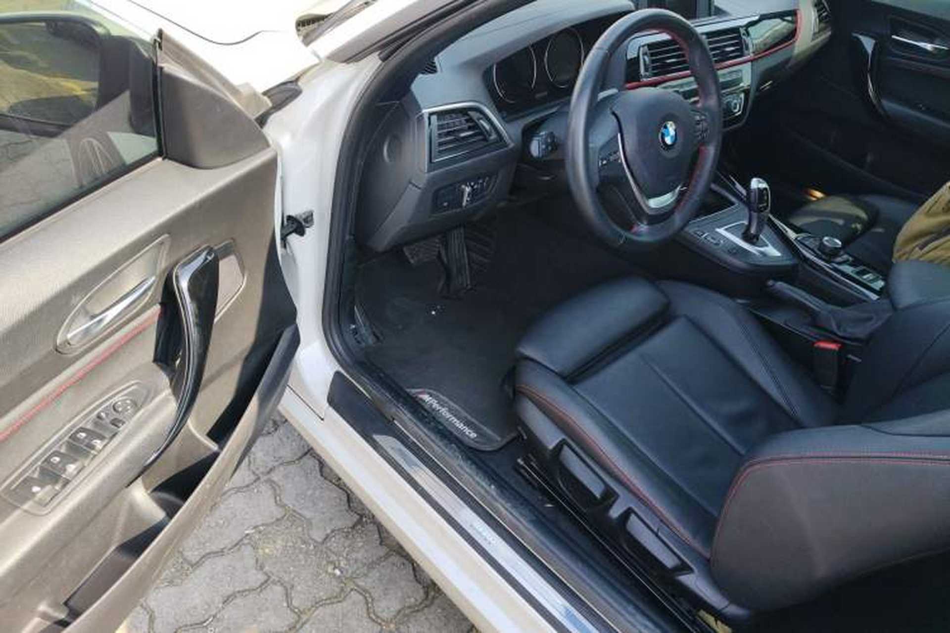 Used BMW 2 Series 2018 220i Convertible Coupe Sports Design Package Driver Seat