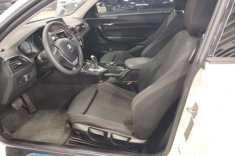 Used BMW 2 Series 2018 220i Sport Design Package Driver Seat