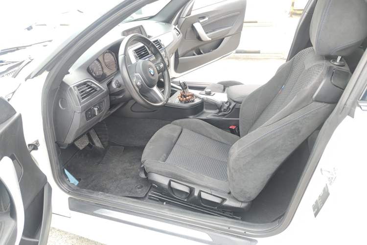 Used BMW 2 Series 2018 225i M Sport Driver Seat