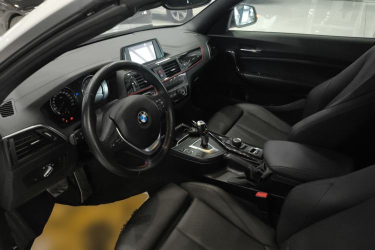 Used BMW 2 Series 2018 220i Convertible Coupe Sports Design Package Driver Seat