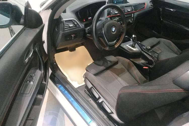 Used BMW 2 Series 2018 220i Sport Design Package Driver Seat