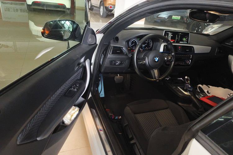 Used BMW 2 Series 2018 225i M Sport Driver Seat