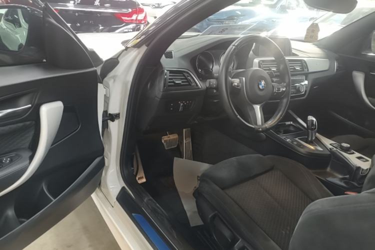 Used BMW 2 Series 2018 225i Convertible Coupe M Sport Edition Driver Seat