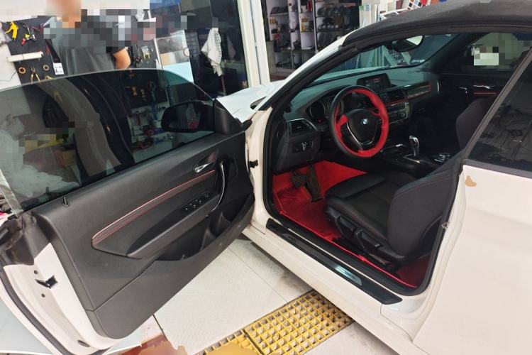 Used BMW 2 Series 2018 220i Convertible Coupe Sports Design Package Driver Seat