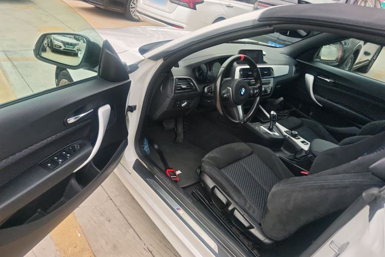 Used BMW 2 Series 2018 225i Convertible Coupe M Sport Edition Driver Seat