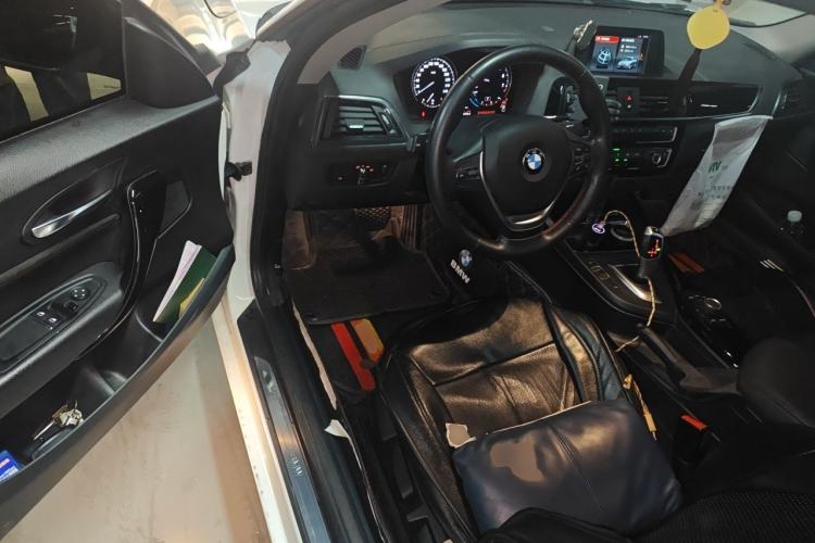 Used BMW 2 Series 2018 220i Sport Design Package Driver Seat