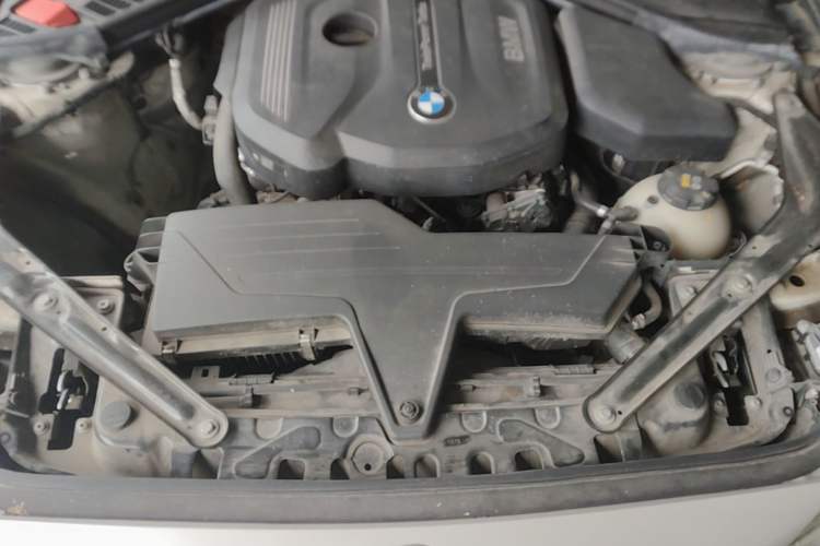 Used BMW 2 Series 2018 220i Convertible Coupe Sports Design Package Engine Bay