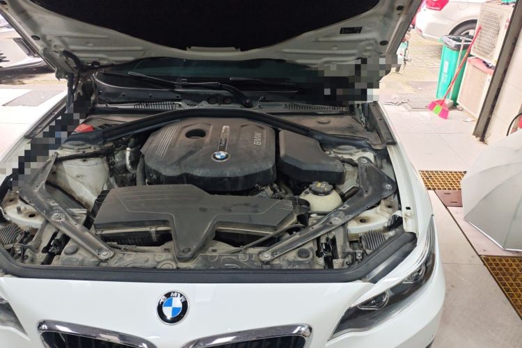 Used BMW 2 Series 2018 220i Convertible Coupe Sports Design Package Engine Bay Left