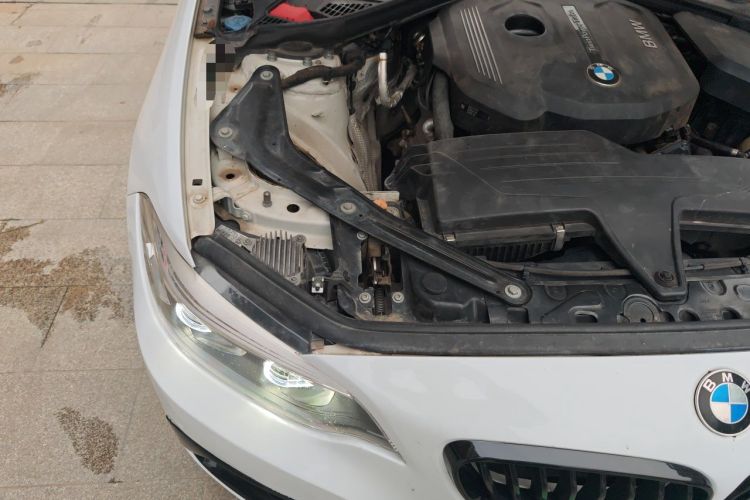 Used BMW 2 Series 2018 220i Convertible Coupe Sports Design Package Engine Bay Right