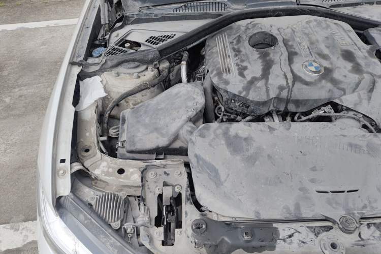 Used BMW 2 Series 2018 225i M Sport Engine Bay Right