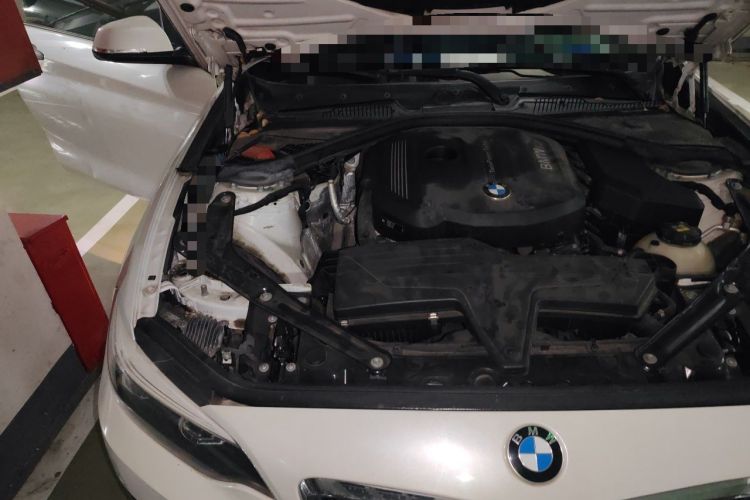 Used BMW 2 Series 2018 220i Convertible Coupe Sports Design Package Engine Bay Right
