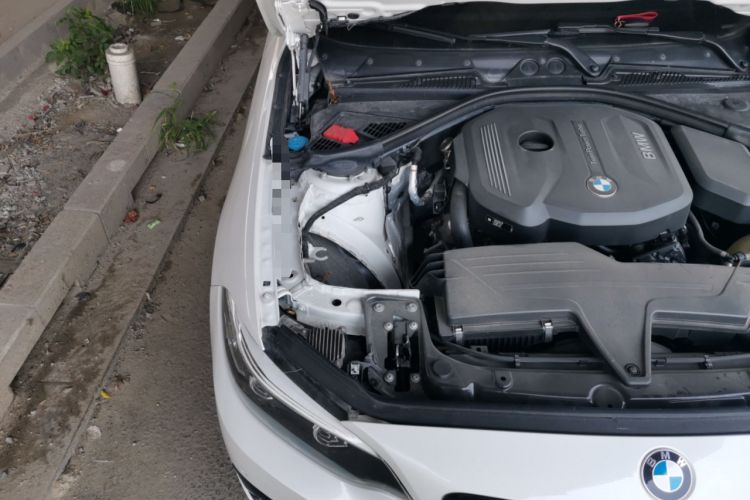 Used BMW 2 Series 2018 220i Sport Design Package Engine Bay Right