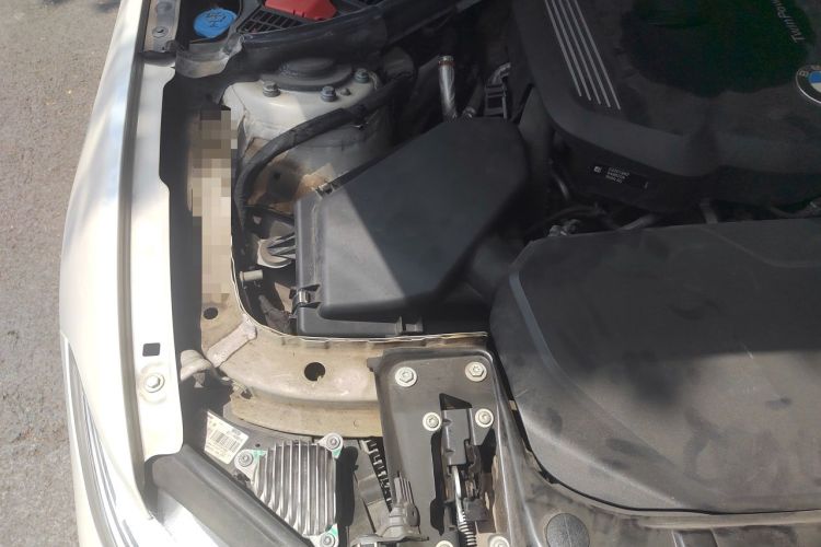Used BMW 2 Series 2018 225i M Sport Engine Bay Right