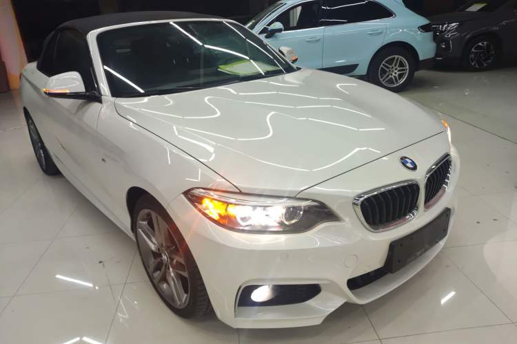 Used BMW 2 Series 2018 225i Convertible Coupe M Sport Edition Exterior 1